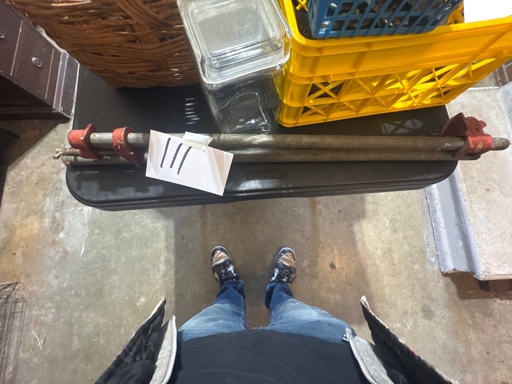 Metal clamp