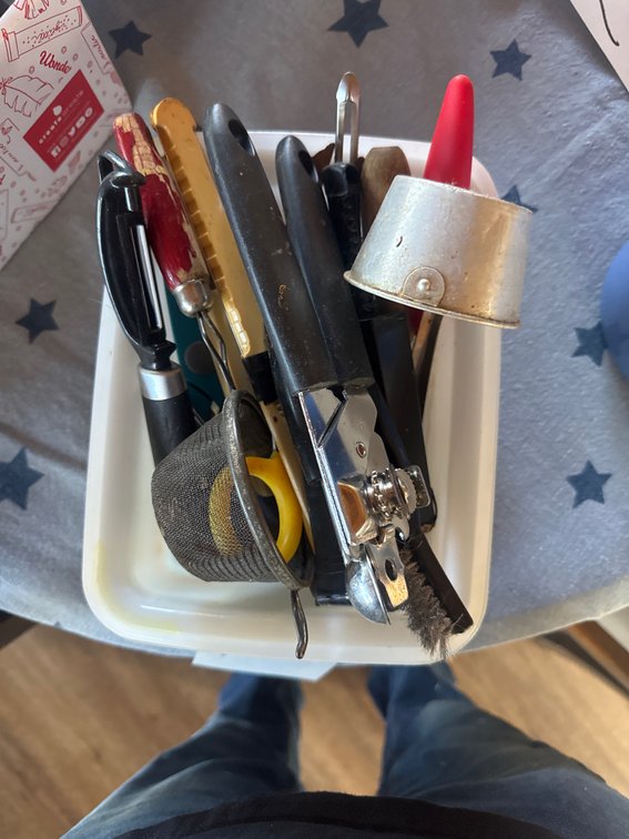 Kitchen utensils