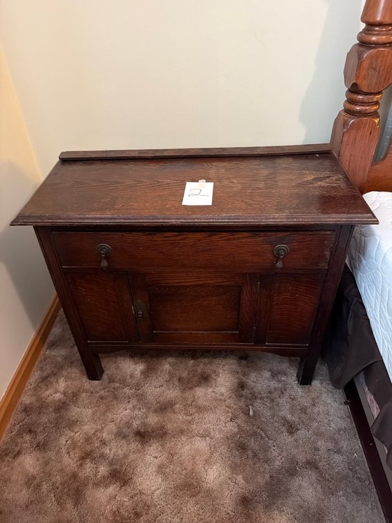 Dresser