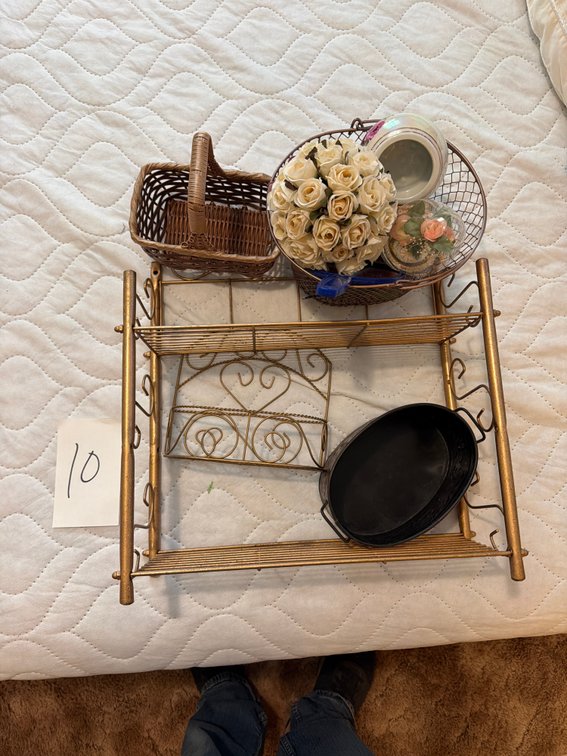 Nice rack with accessories