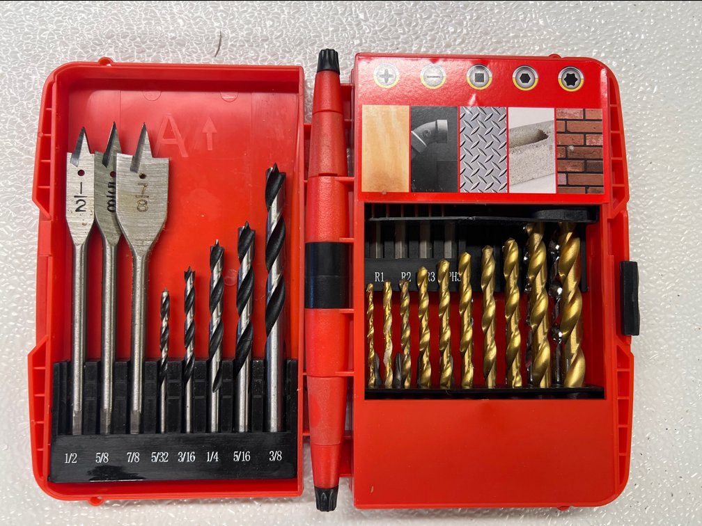 Skil Drill Bit and Accessories Kit