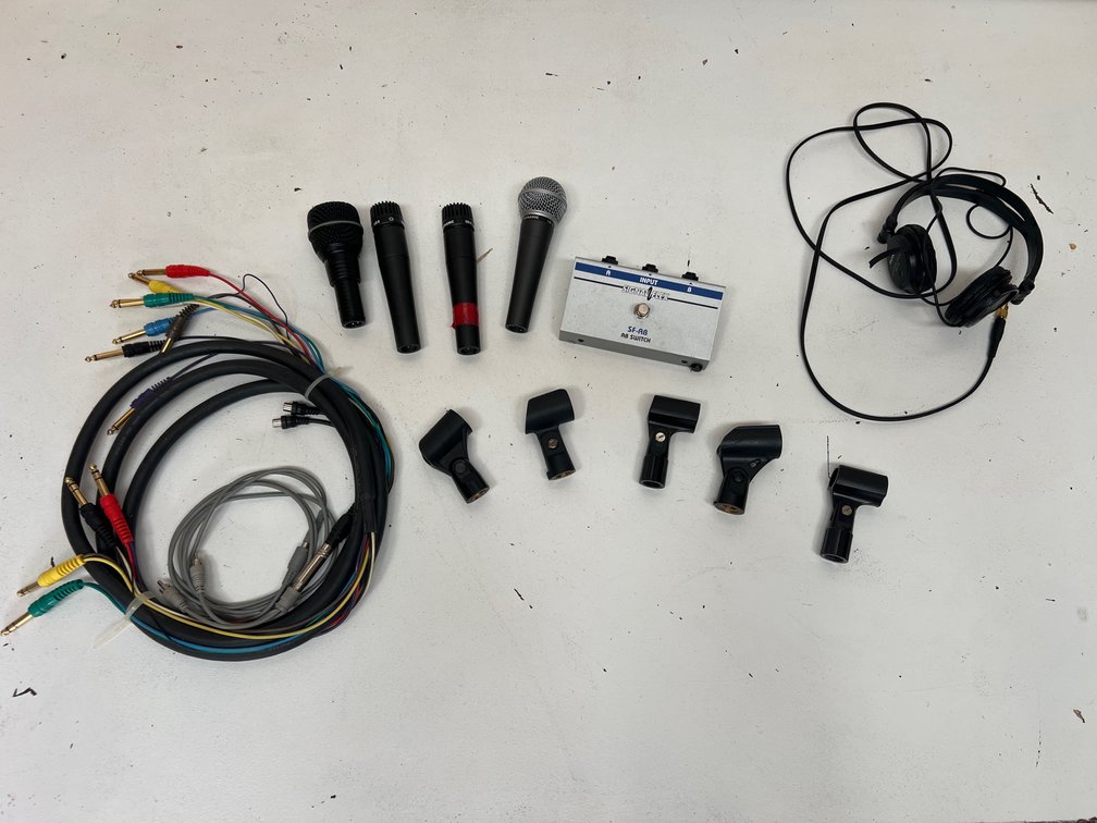 Lot of Dynamic Mics, Signal Flex Selector Switch & Mic Clips