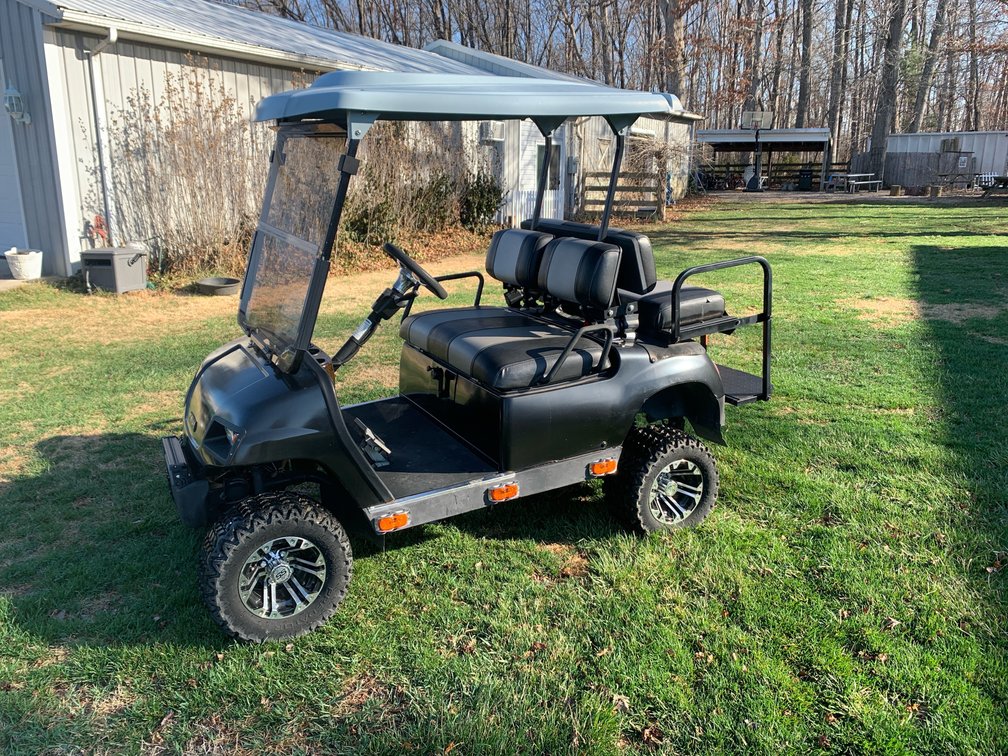 2010 Yamaha Gas Powered Golf Cart
