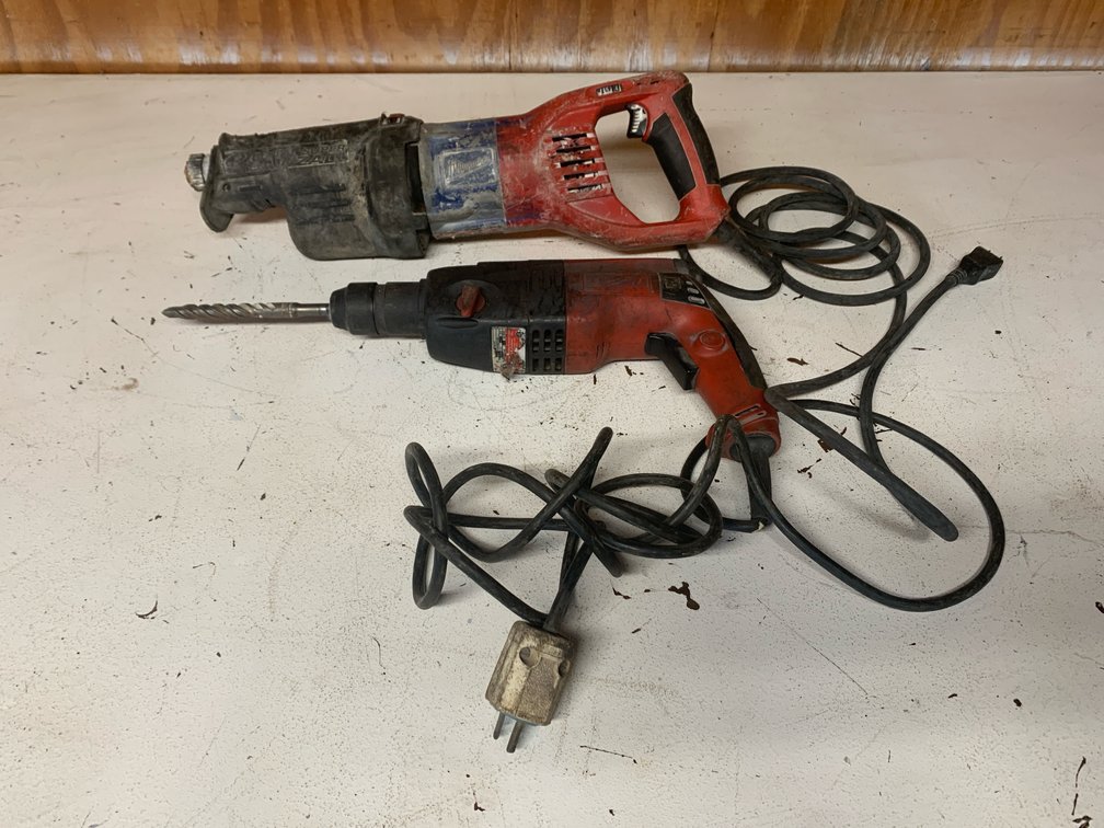 Milwaukee Reciprocating Saw and 38” Chuck Hammer Drill. Work as They Should