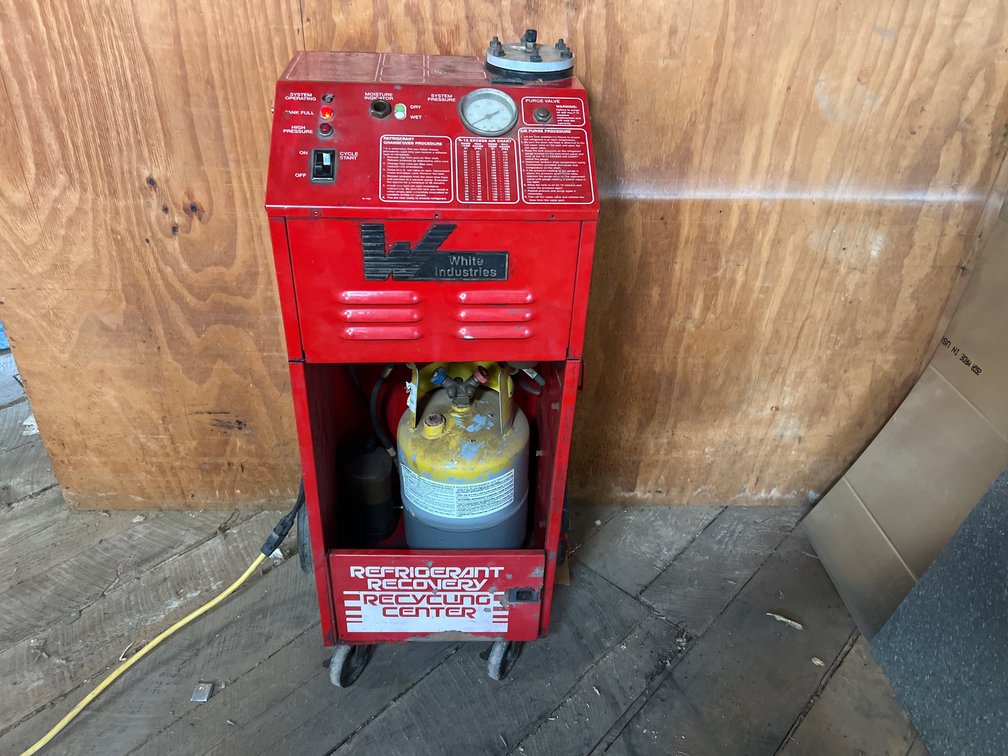 White Industries Refrigerant Recovery/Recycling Center