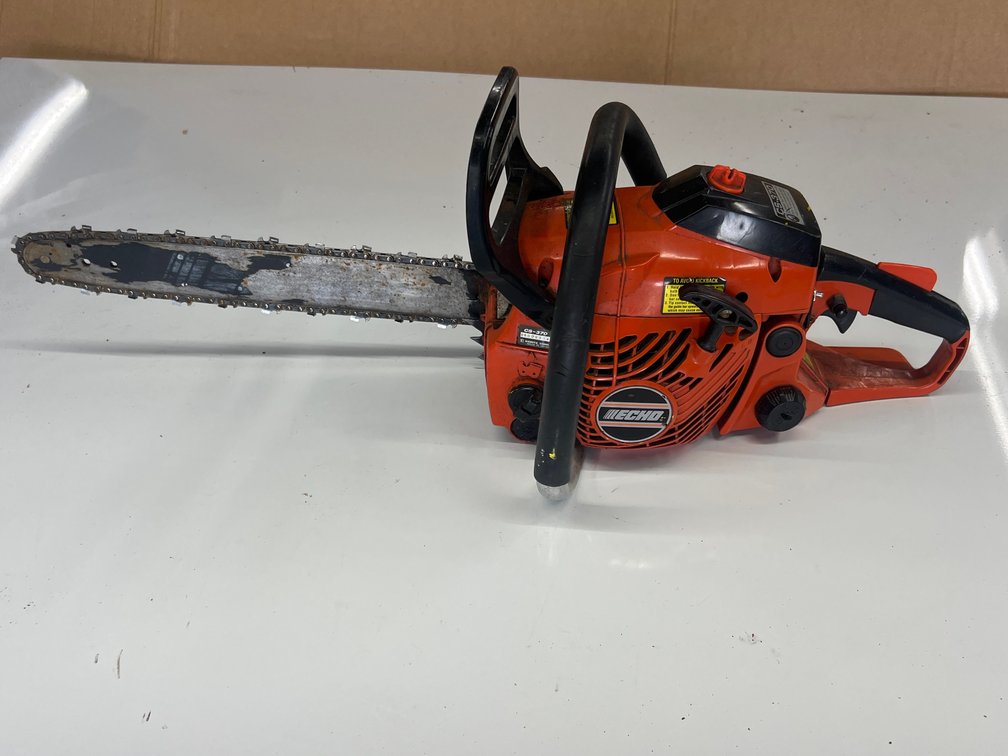 Echo CS-370 16” Bar Chain Saw - Starts & Runs