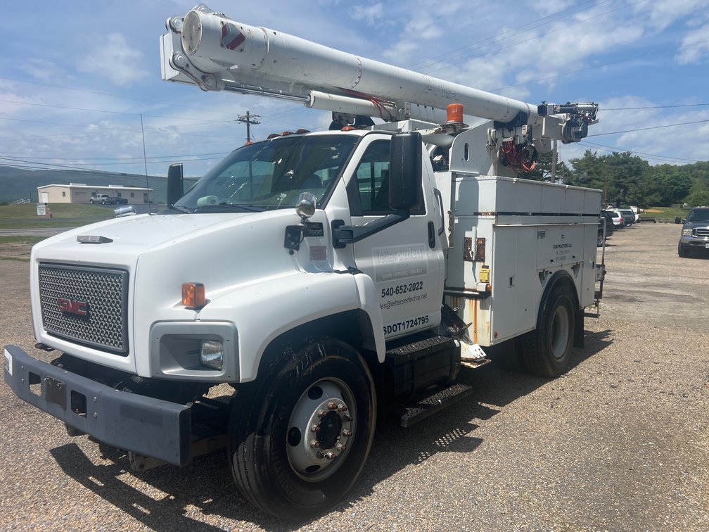 2003 GMC C7500 Truck