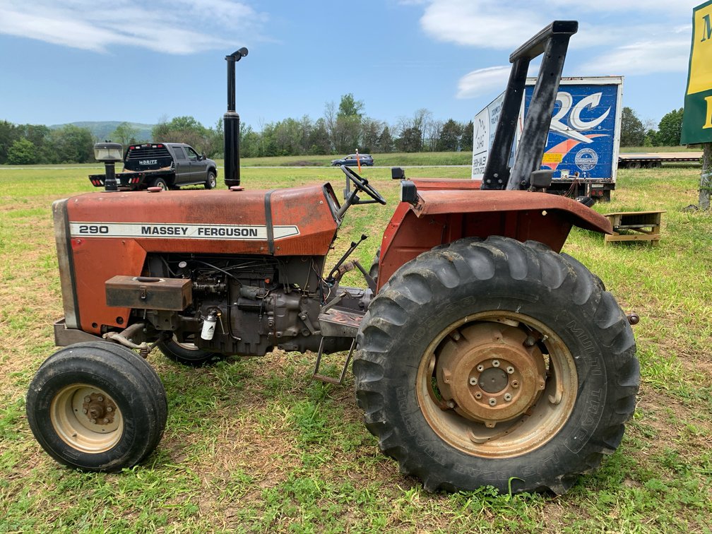 Massey Ferguson 290. 65HP Perkins Diesel. Has High/Low Transmission. Runs Good. Estimated 3400 Hours