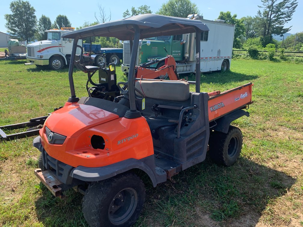 Kubota RTV 900 4WD Diesel Side By Side.  Runs Good. Missing The Seat and One Headlight.