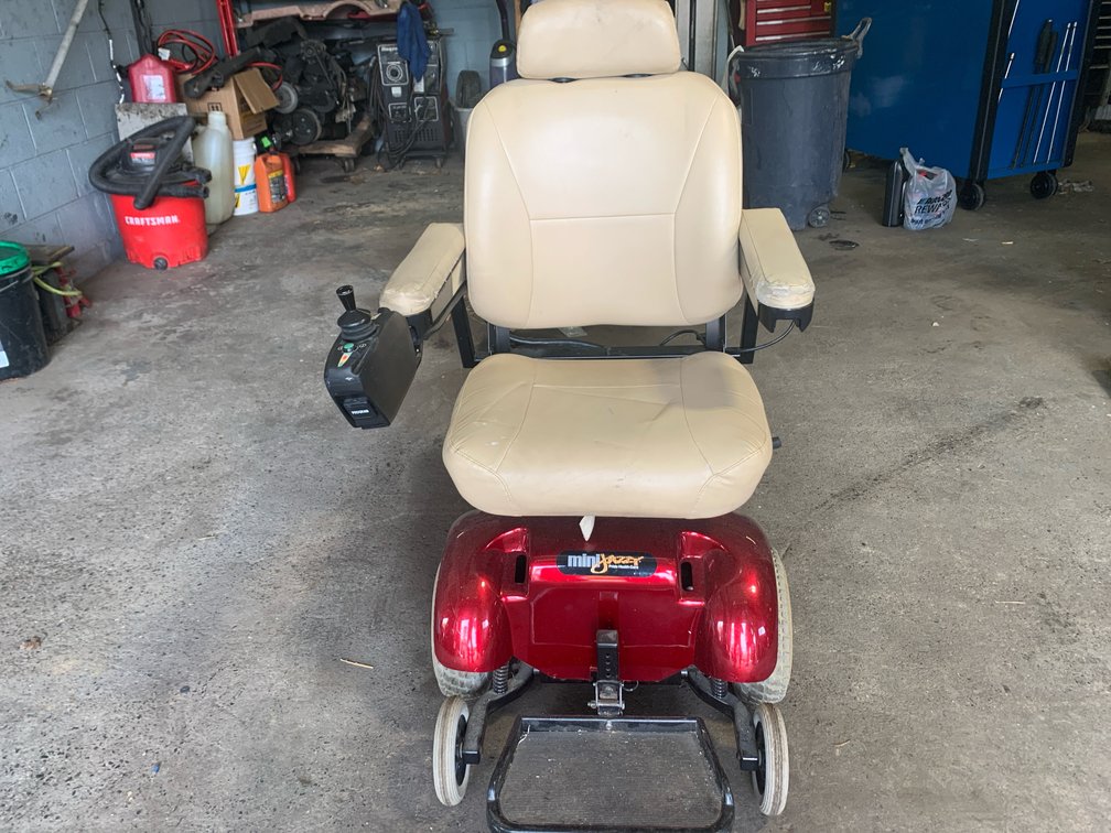 Mini Jazzy Pride Health Care Electric Wheelchair. New Batteries.