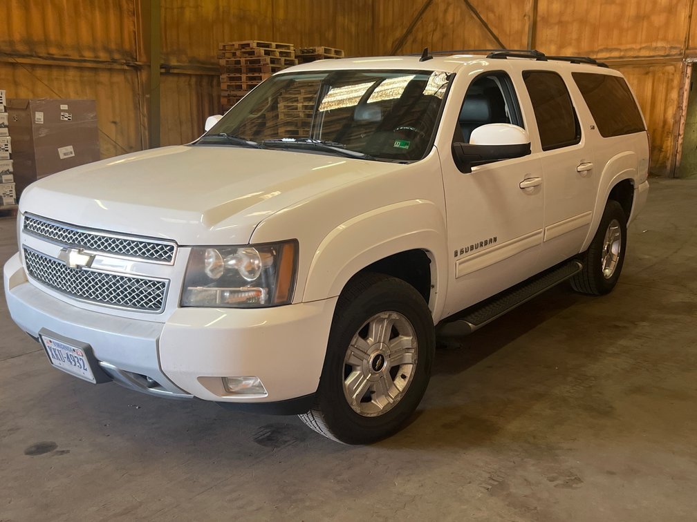 2009 Chevrolet Suburban Multipurpose Vehicle (MPV)
