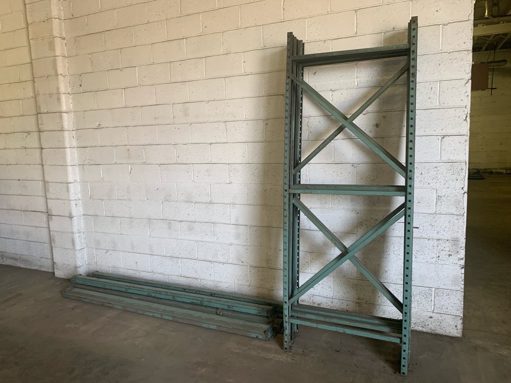 Frontera Teardrop Pallet Rack Components
