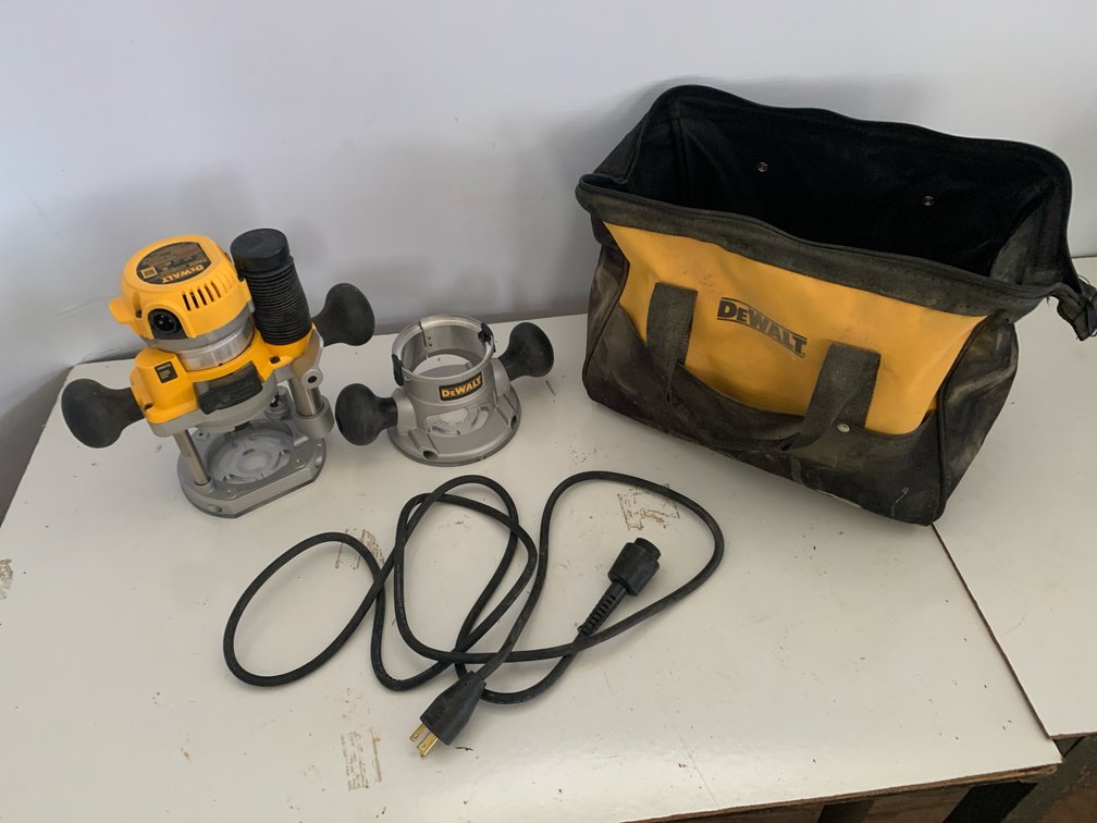 DEWALT Router Set with Bases and Tool Bag