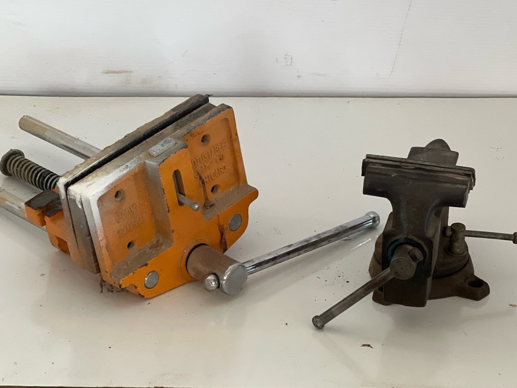 Pony 27090 Woodworking Bench Vises