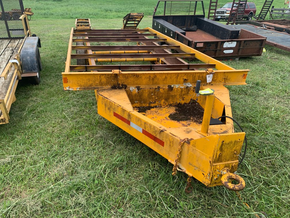 Heavy Duty Dual Axle Trailer With Fold Down Ramps