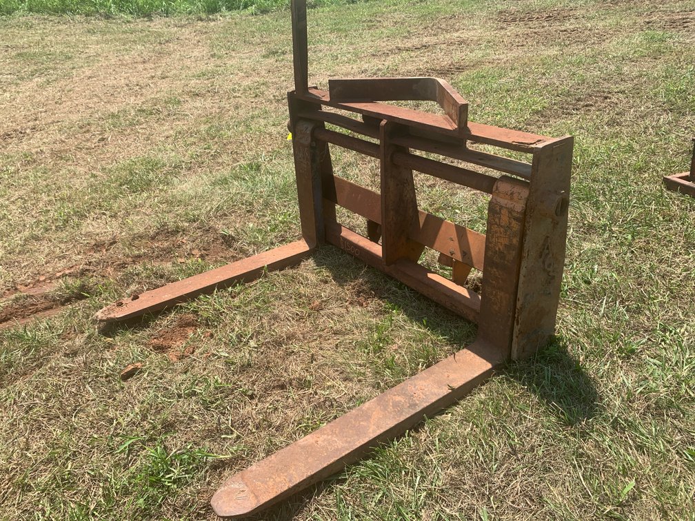 FCS Pallet Fork Attachment 62” Wide With 48” Forks