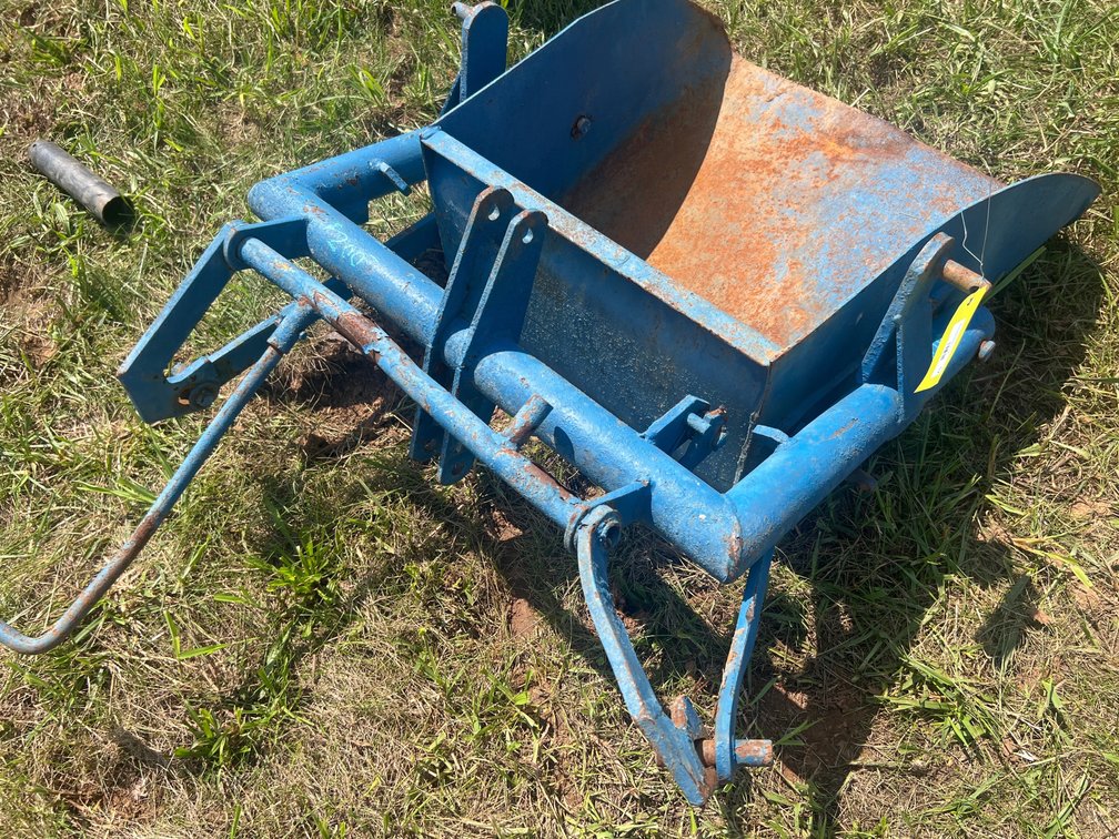 3-Point Tractor Dirt Scoop. Scoop Is 30” Wide x 31” Deep