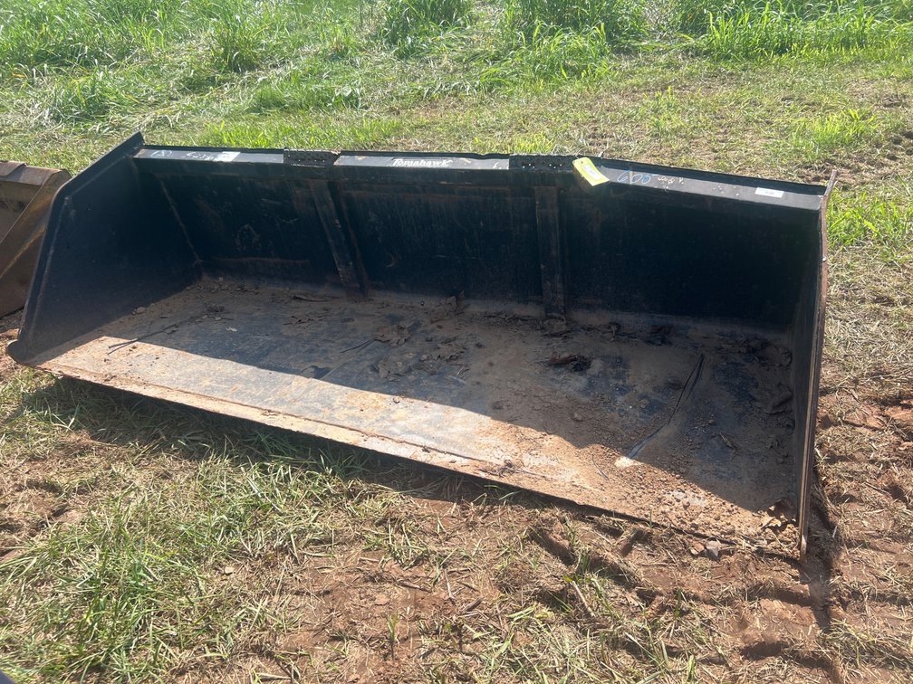 Tomahawk 8' Loader Bucket Attachment 96” Wide