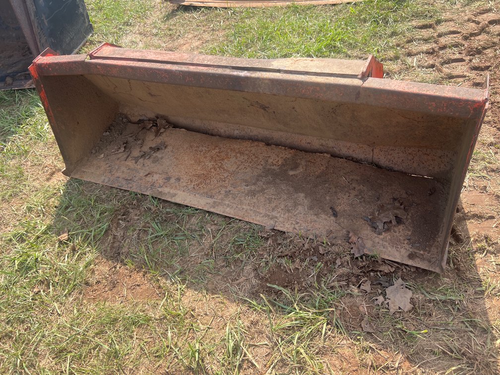 Kubota L2235 Tractor Front-End Loader Bucket 72” Wide