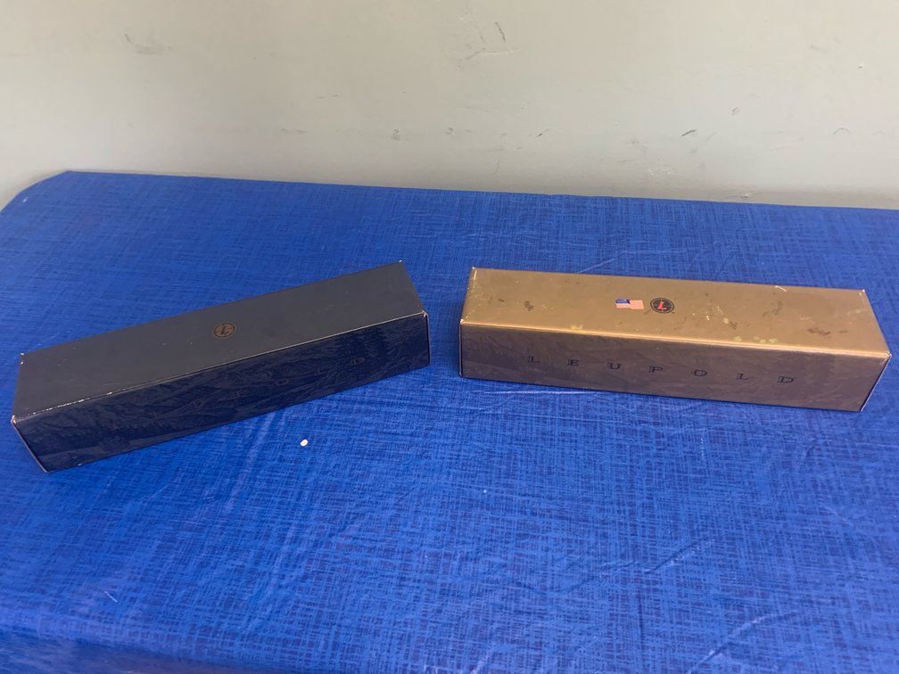 Leupold Rifle Scope Boxes and Accessories (2)