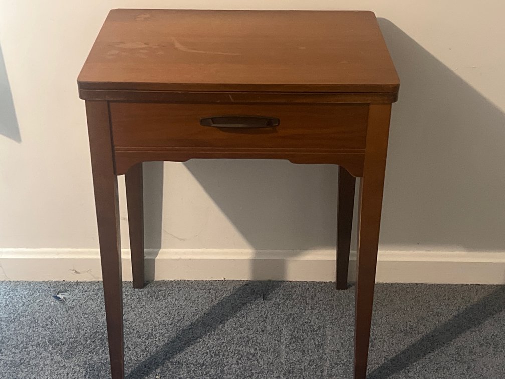 Wooden Sewing Machine Cabinet Table