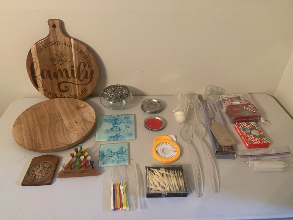 Wooden Cutting Boards, Candles, Tableware, and Home Decor