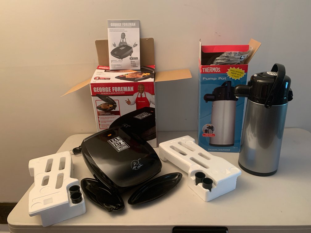 Electric Grill and Vacuum Insulated Pump Pot