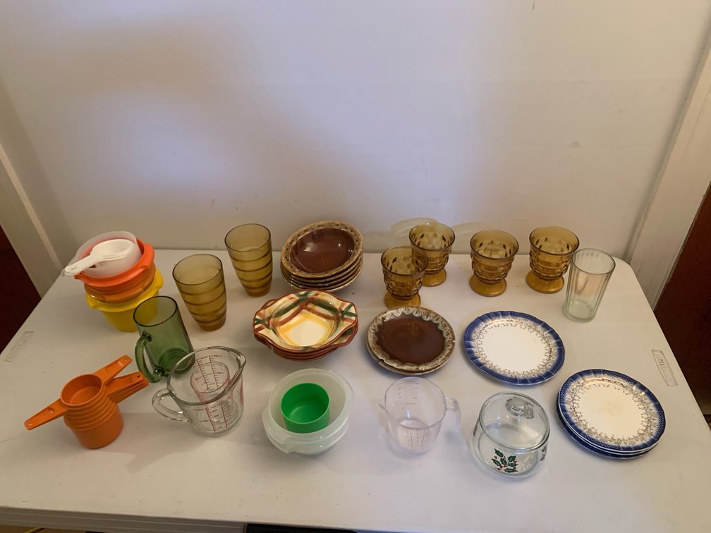 Amber Glassware, Ceramic Tableware, and Kitchenware