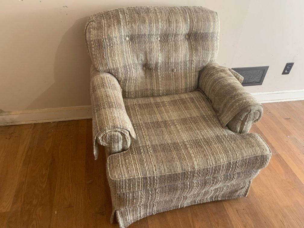 Lot 215