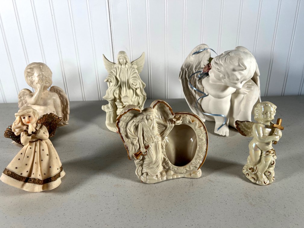 Lot of 6 Angel Figurines