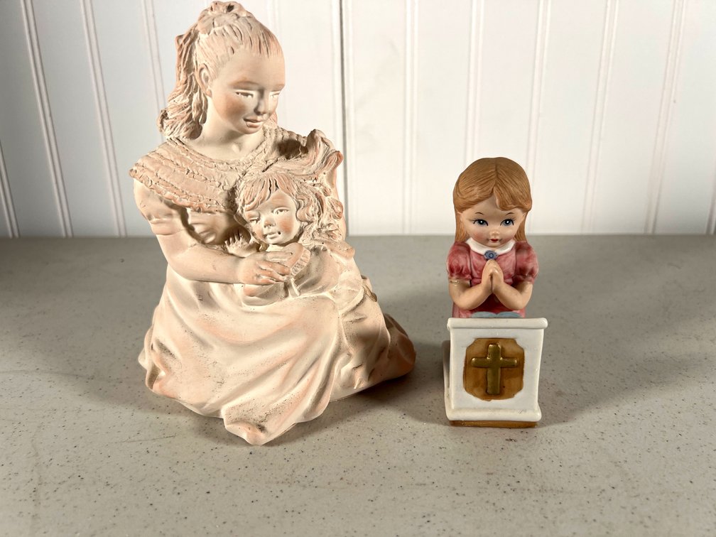 Lot of 2 Collectible Figurines