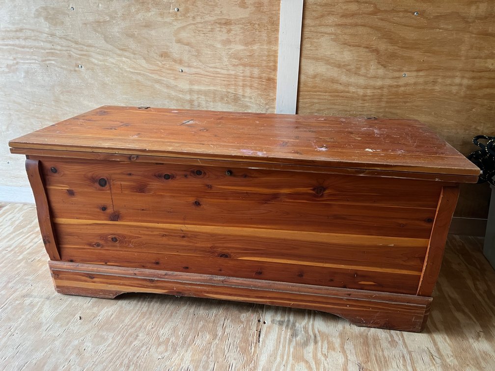 Cedar Chest 45Lx20Dx19H