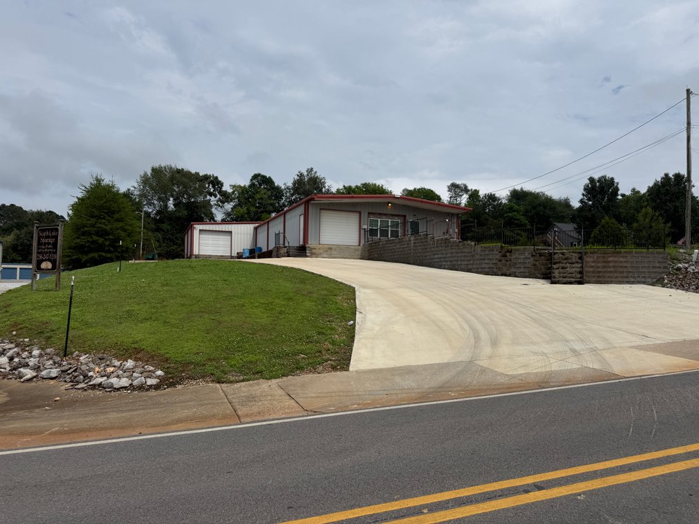 Image for 7560 Lambs Ferry Rd.  Commercial Building