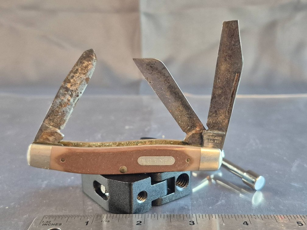 Schrade 897 USA Folding Pocket Knife with Three Blades