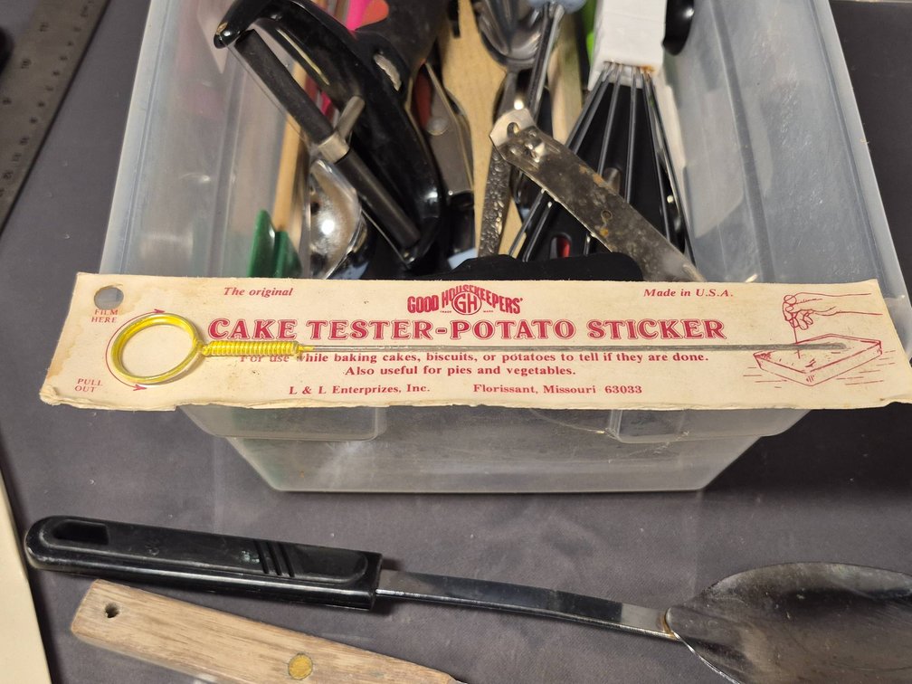 Kitchen Utensil Set with Cake Tester-Potato Sticker