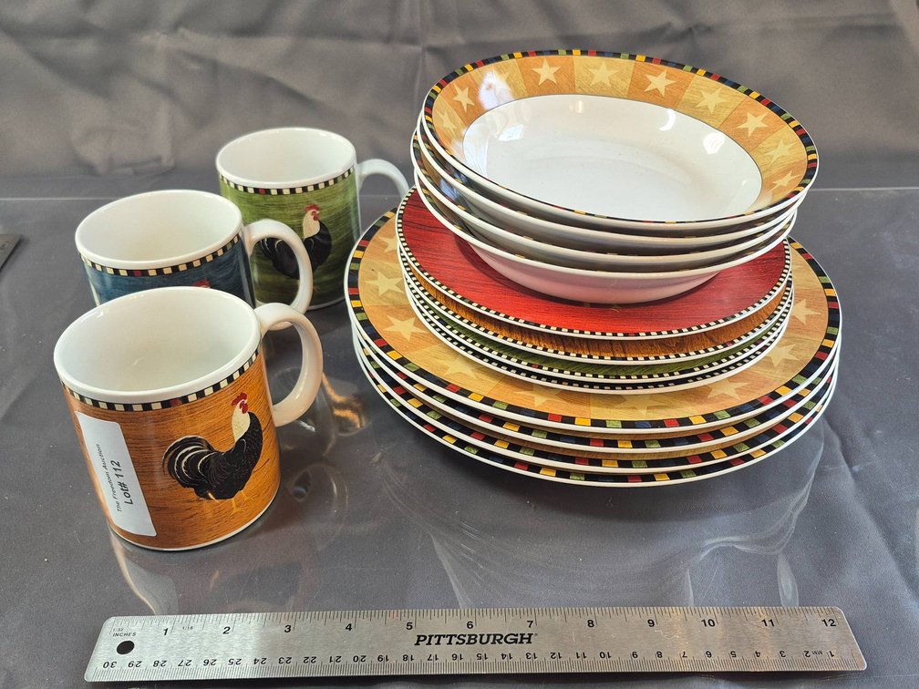 Warren Kimble 'Rooster' Dinnerware Set by Sakura, NY - 1999