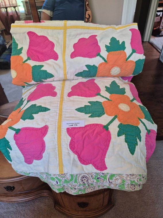 Hand-Stitched Floral Applique Quilt with Green Patterned Backing