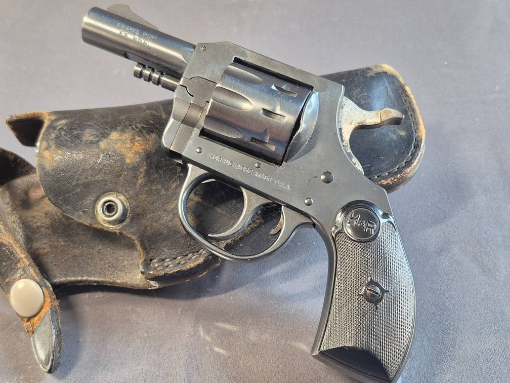 H&R Model 929 .22 Caliber Revolver with Holster
