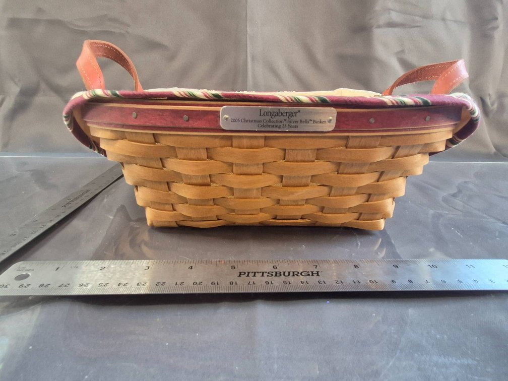Longaberger 2005 Christmas Collection 'Silver Bells' Basket with Liners