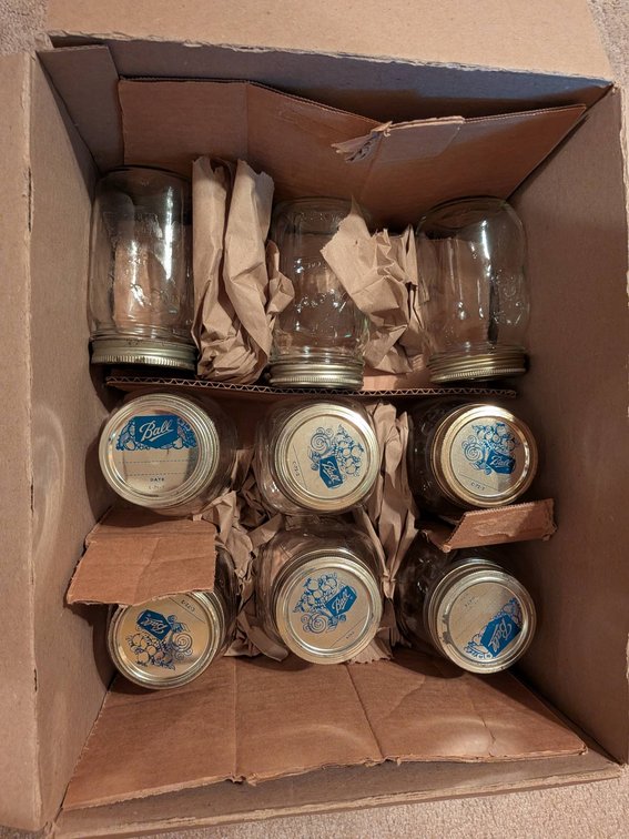 Ball Mason Jars with Metal Lids