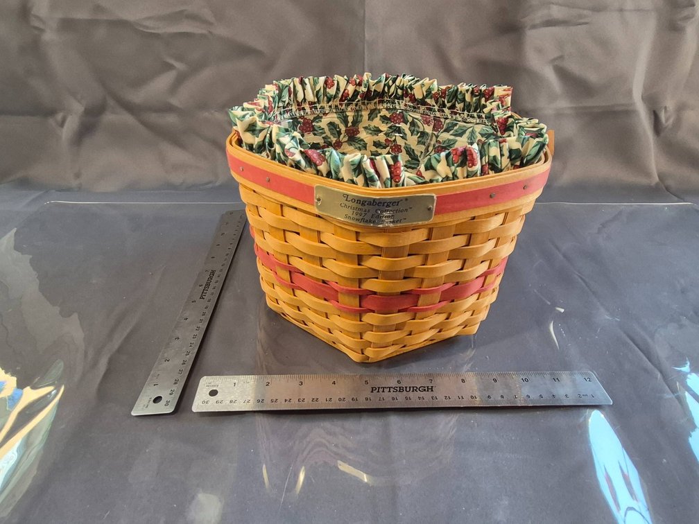 Longaberger 1997 Christmas Collection Snowflake Basket