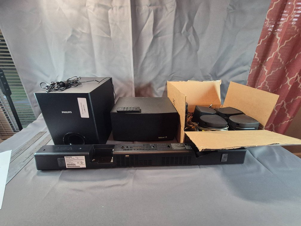 Philips CSS2123/F7 Home Theater Sound System with Subwoofer and Speakers