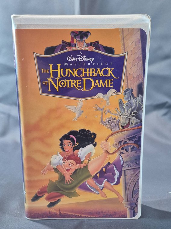 Disney Masterpiece Collection VHS of The Hunchback of Notre Dame