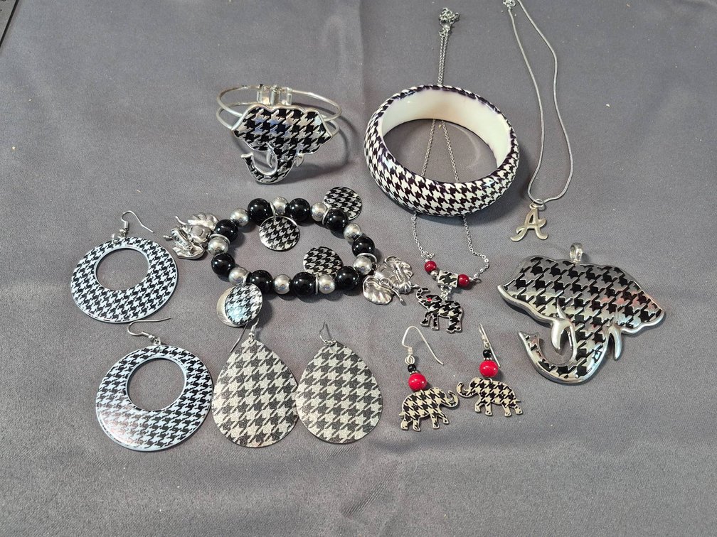 BAMA Jewelry Collection Featuring Houndstooth Patterns and Elephant Motifs
