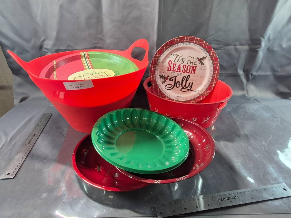 Christmas-Themed Plastic Serving Bowls and Plates