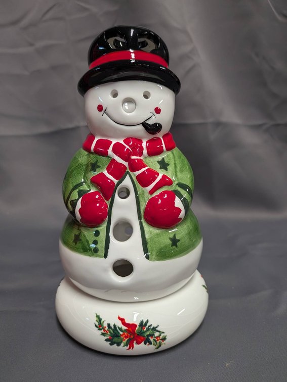 Pfaltzgraff Ceramic Snowman Luminary with Original Box
