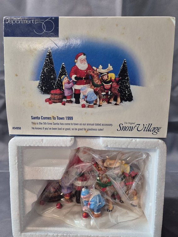 Department 56 Snow Village 'Santa Comes to Town 1999' Figurine Set