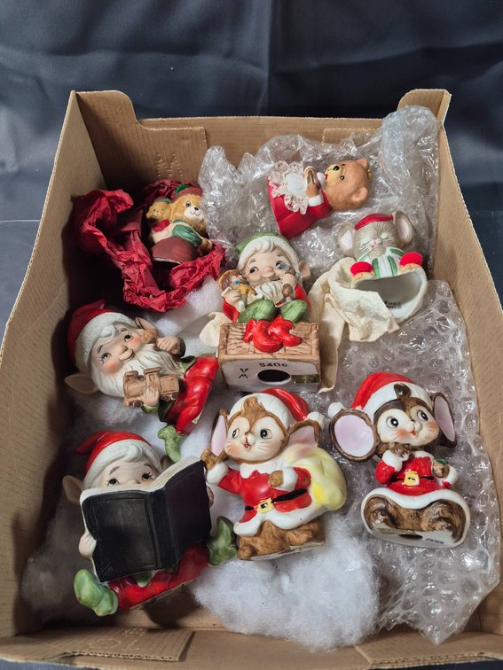 Homco Christmas Figurines, Made in Taiwan