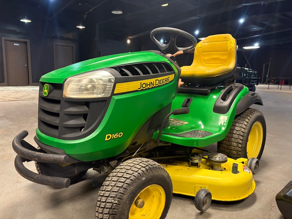 John Deer Hydrostatic Riding Mower