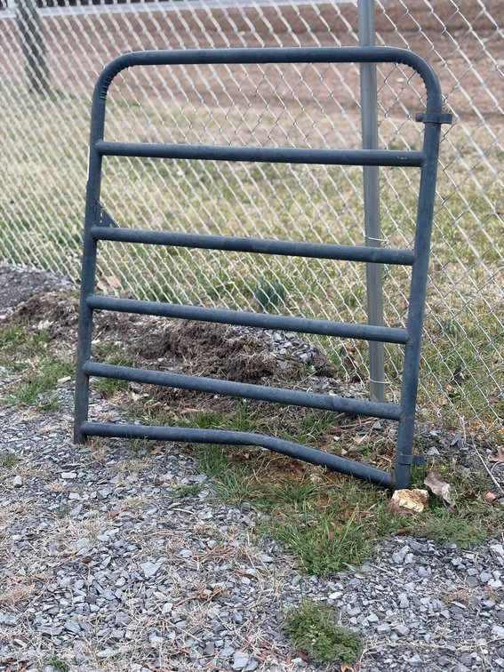 3 1/2' Gate